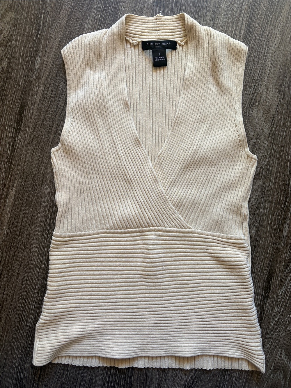 Y2K august silk Cream Ribbed V-Neck Sleeveless Knit Top